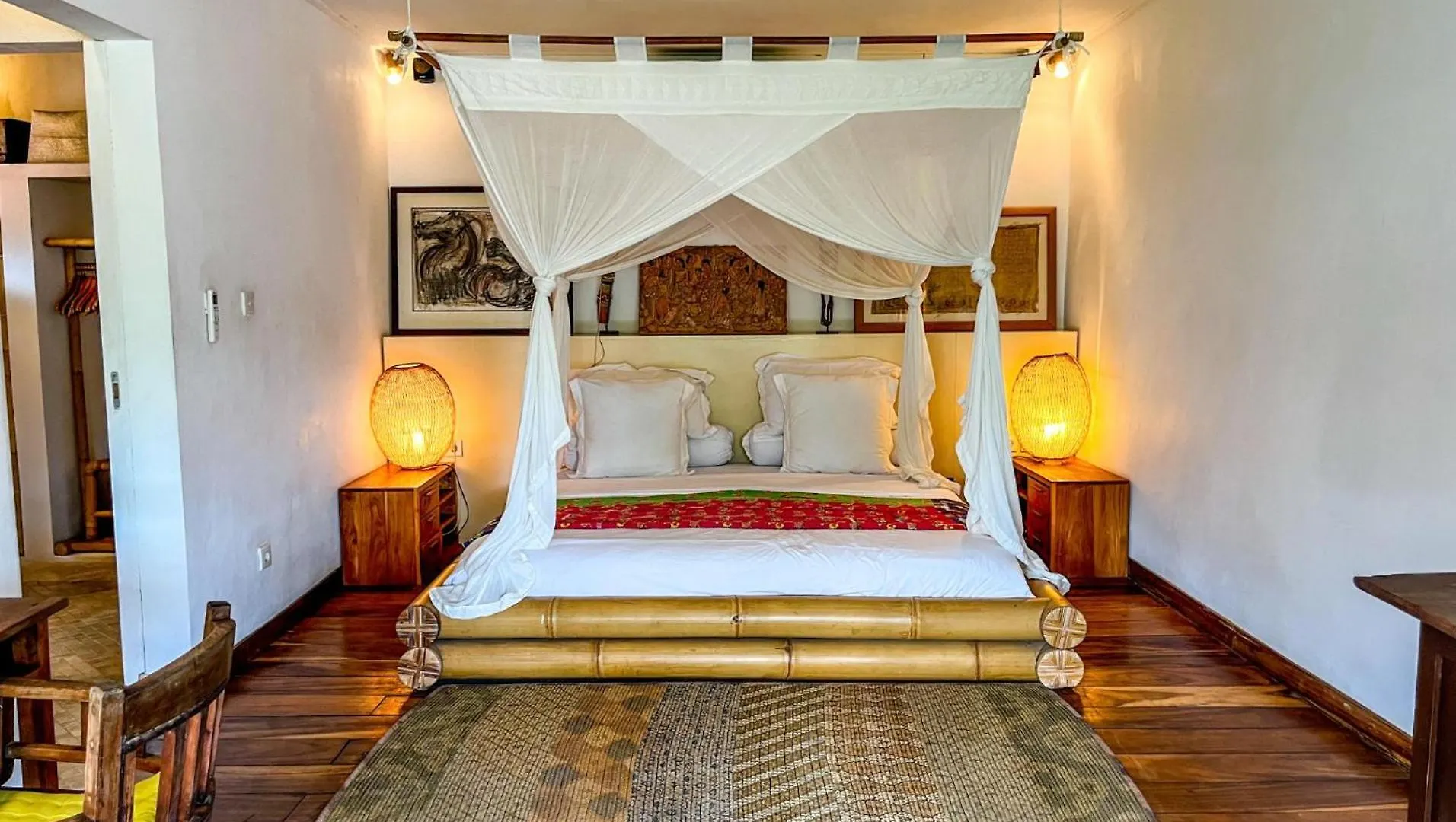 Villa Nak - Charming 4Br Family-Friendly Villa, Walking Distance To Seminyak Beach