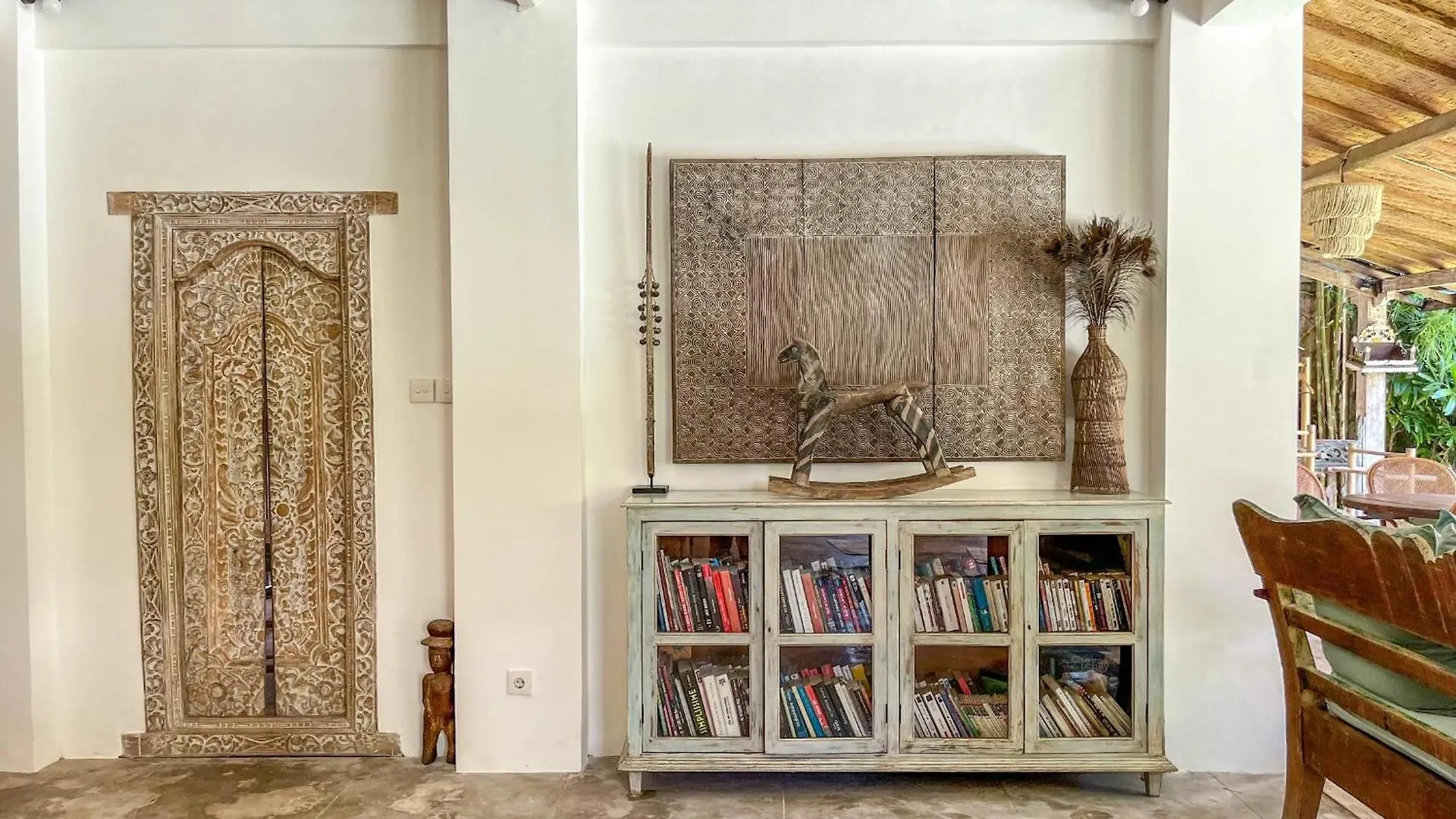Villa Nak - Charming 4Br Family-Friendly Villa, Walking Distance To Seminyak Beach